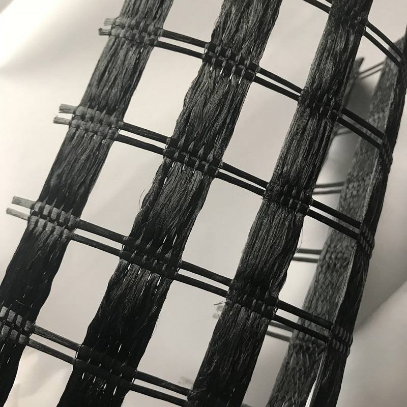 woven polyester geogrid